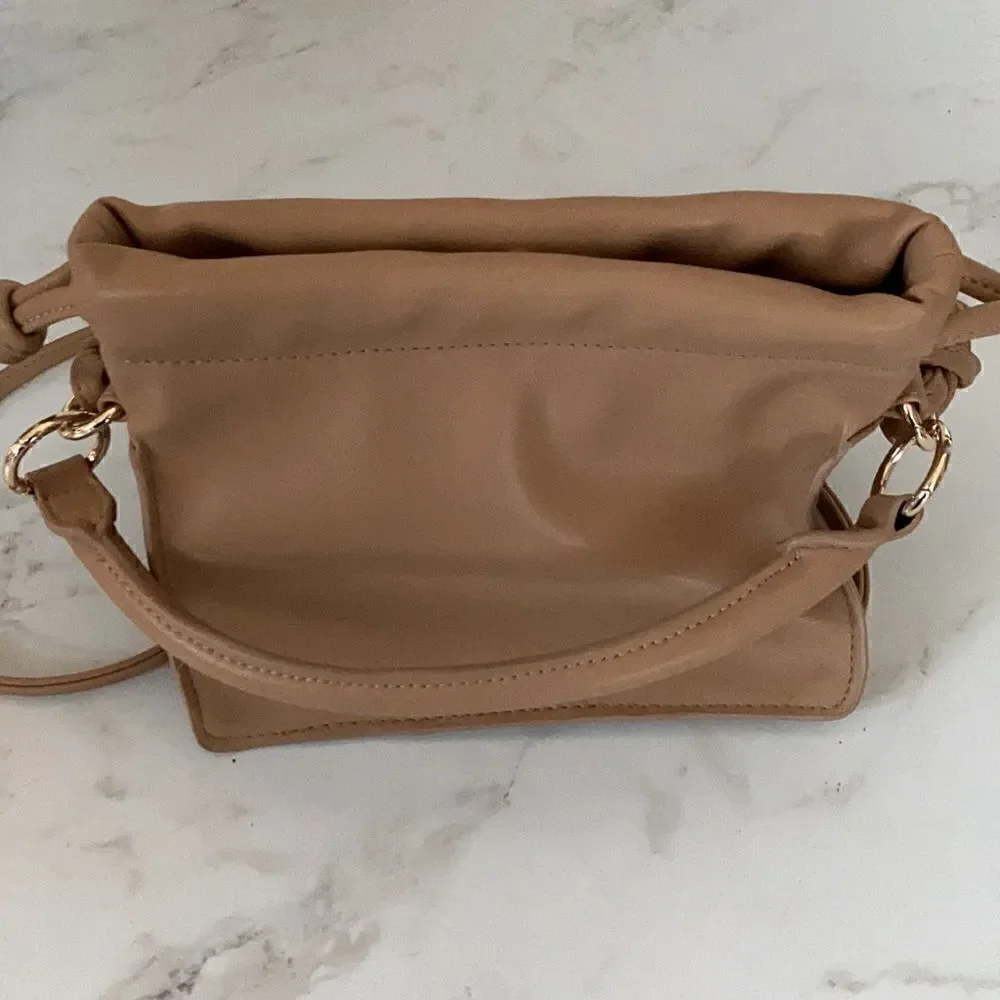 Forever 21 crossbody purse